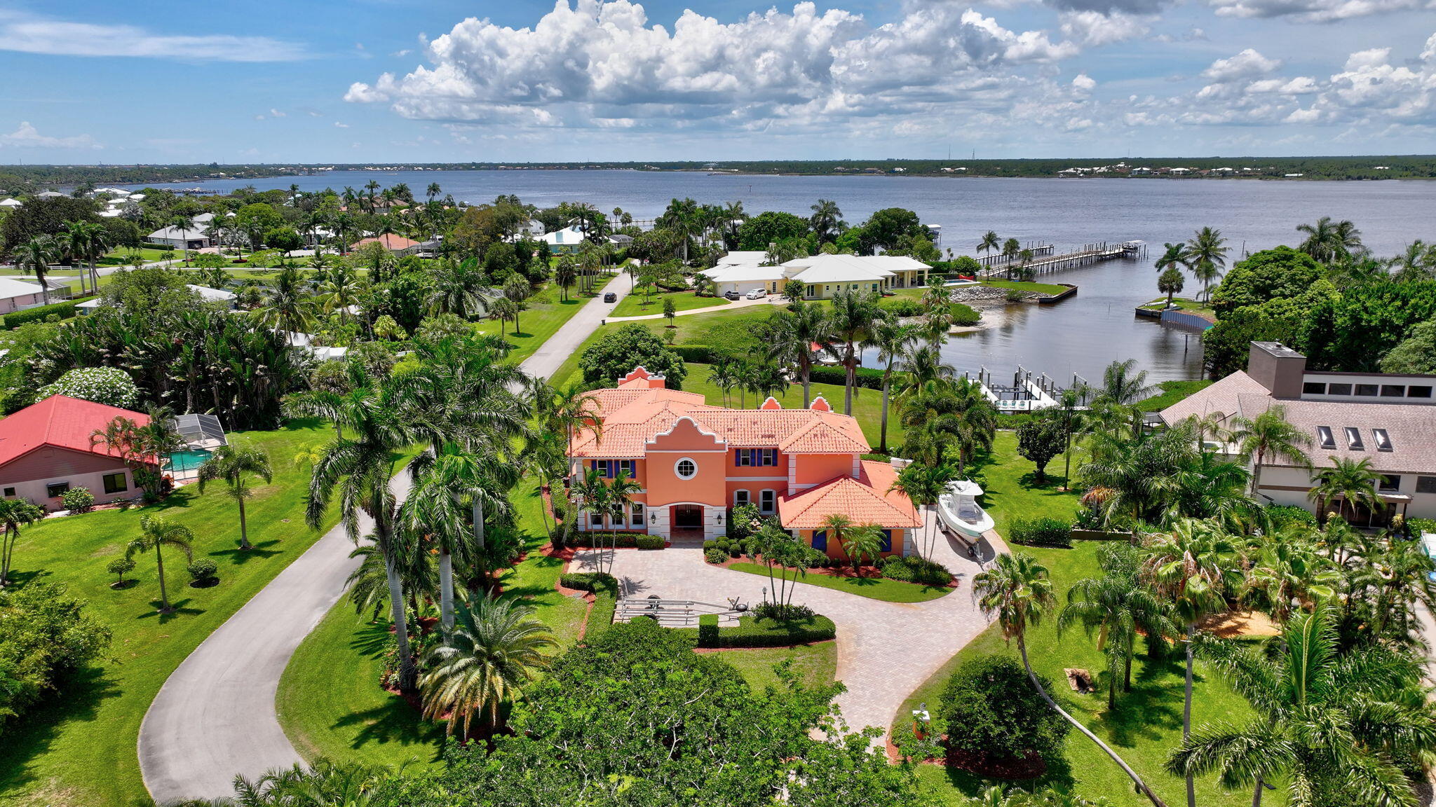 PLANTATIONS - Residential