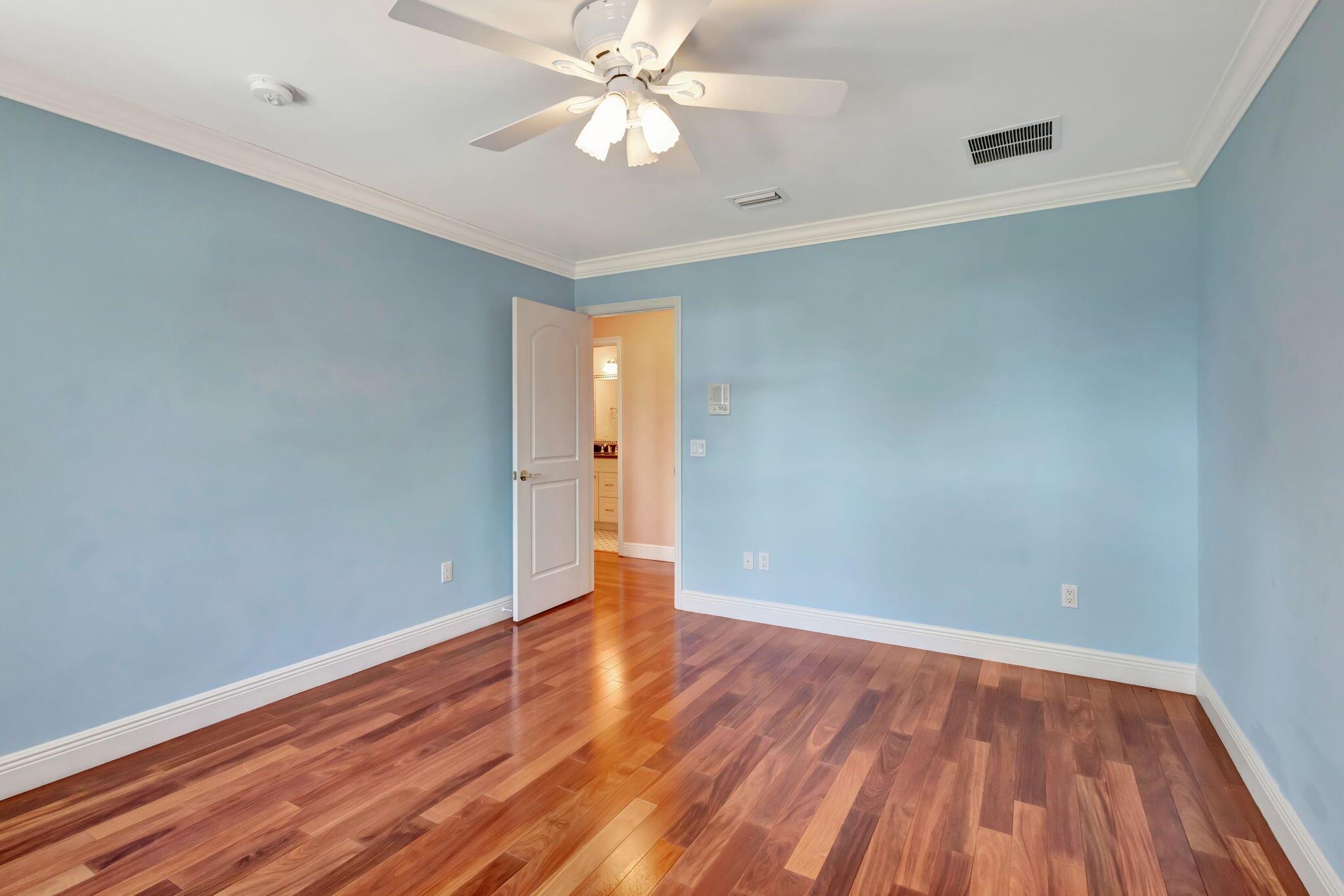 PLANTATIONS - Residential