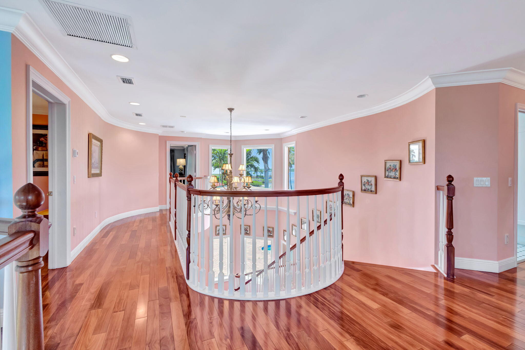 PLANTATIONS - Residential