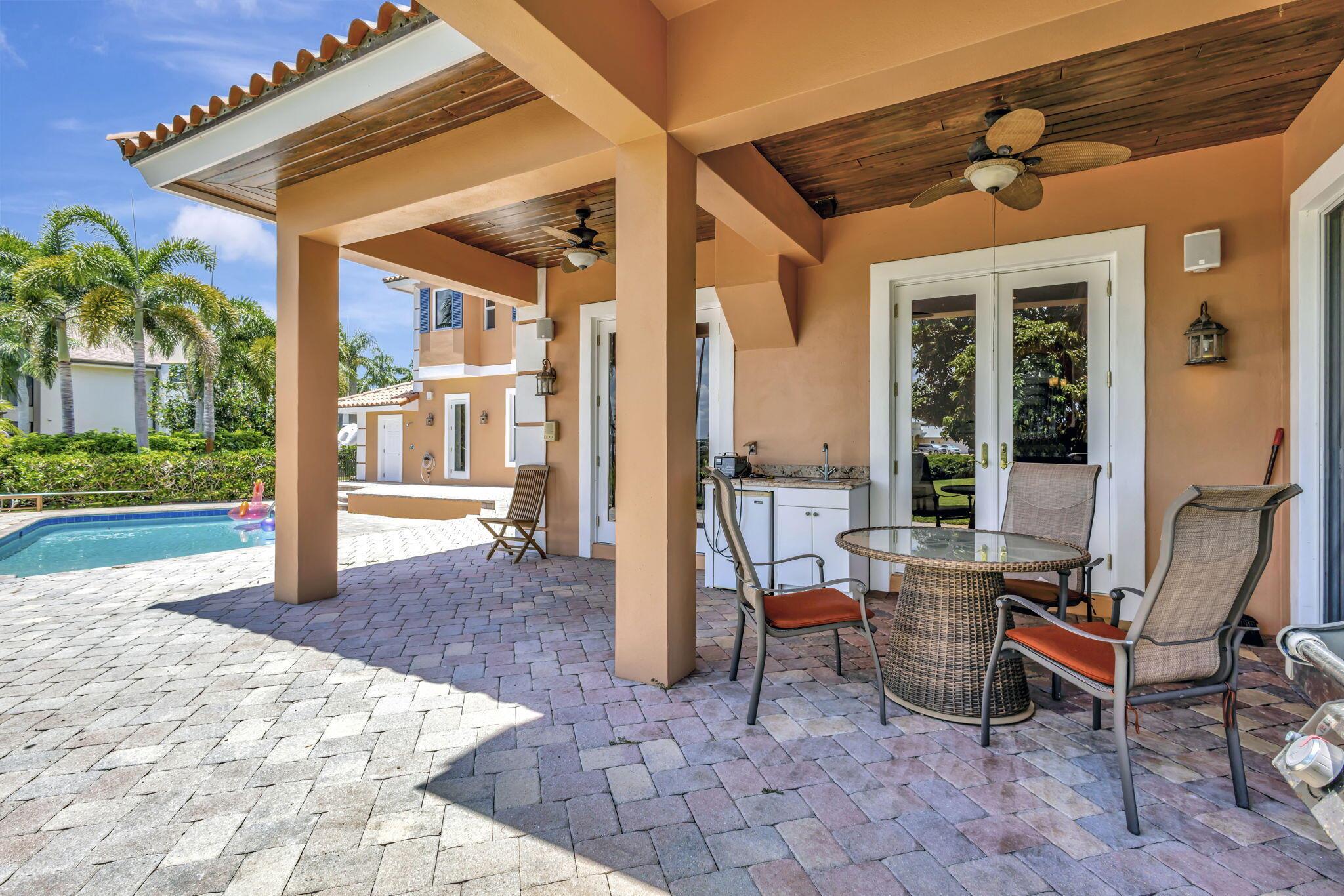 PLANTATIONS - Residential