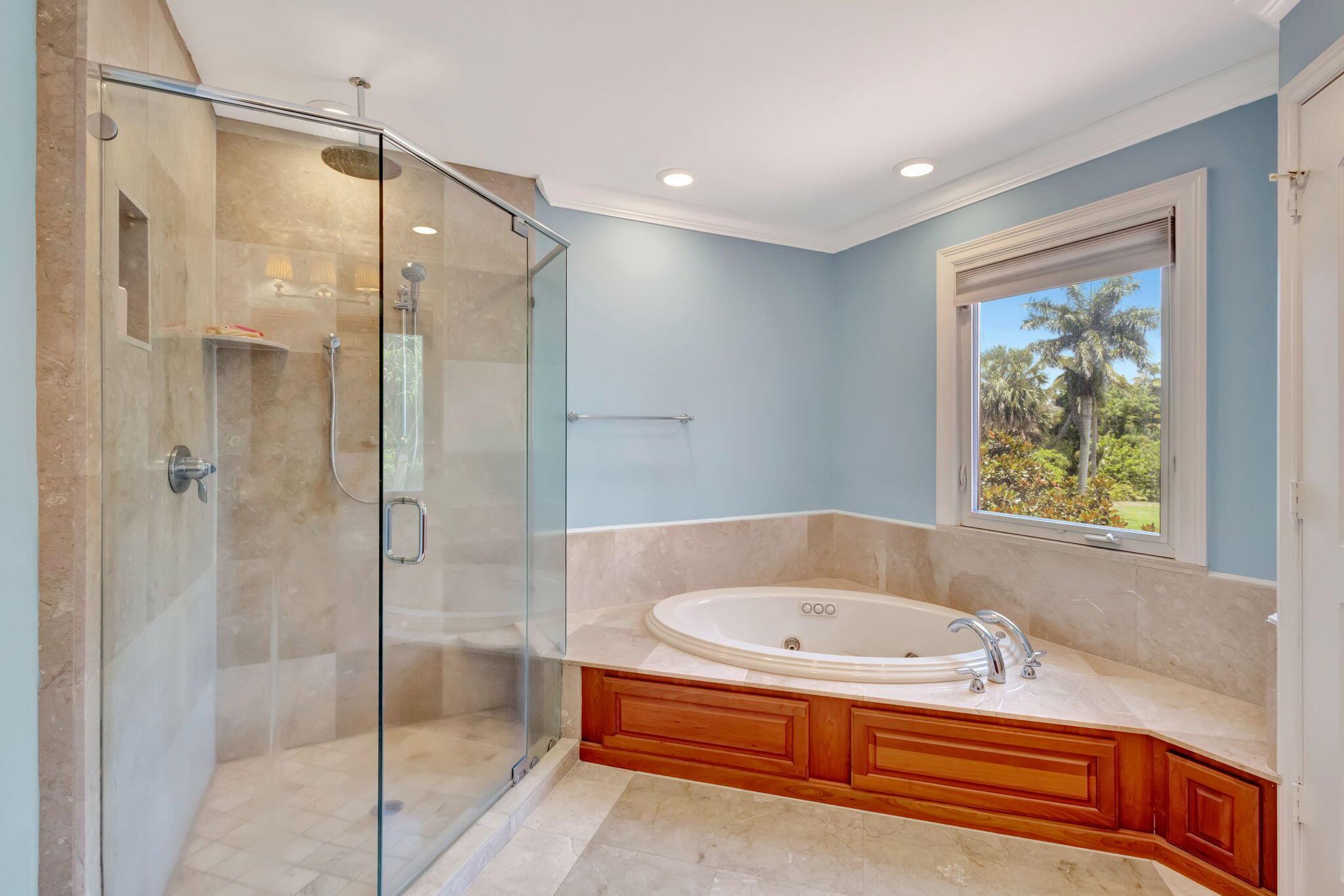 PLANTATIONS - Residential