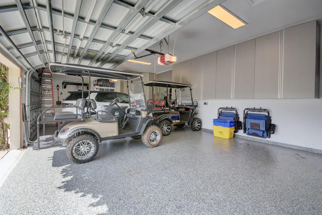 EQUESTRIAN CLUB ESTATES 2 - Residential