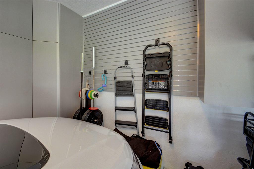 EQUESTRIAN CLUB ESTATES 2 - Residential