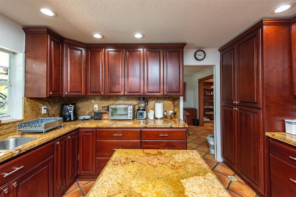 FIVE GS PLAT - Residential