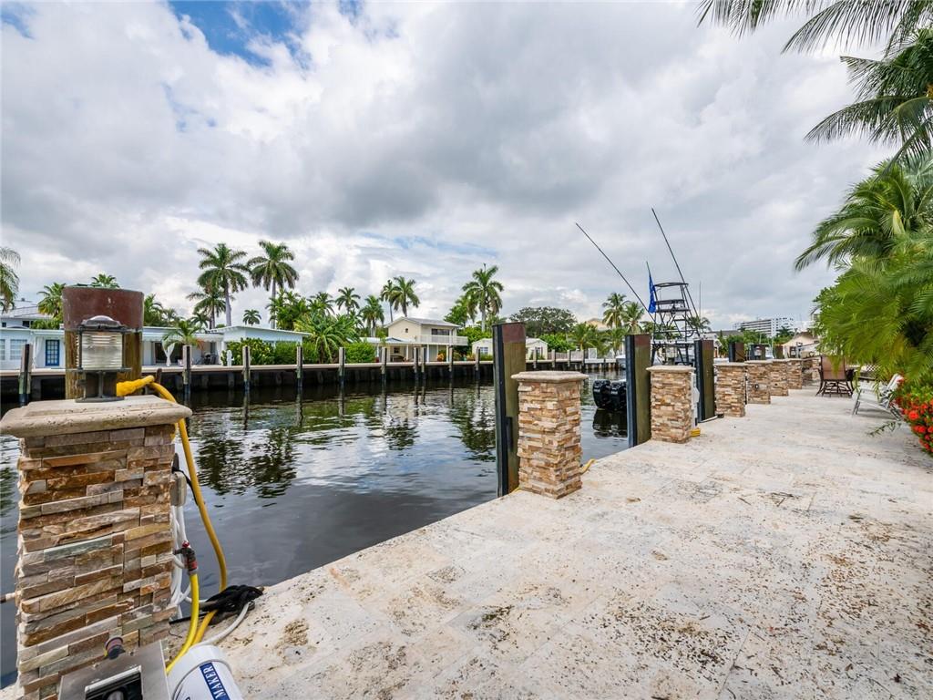 Riviera 6-17 B - Residential