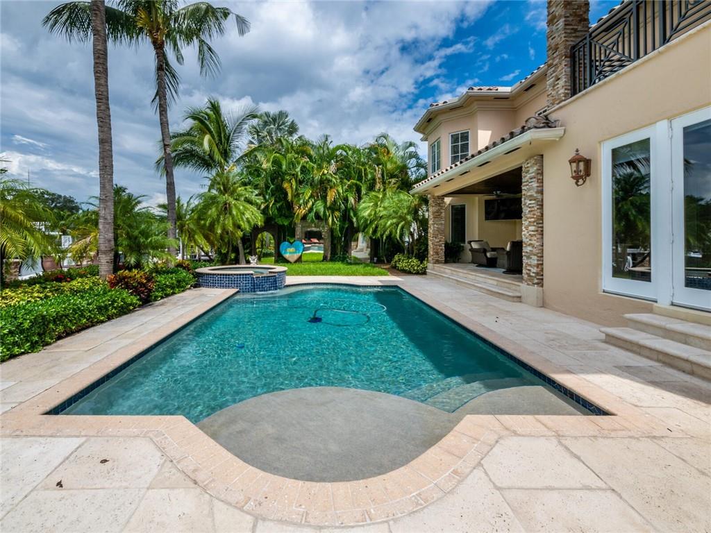 Riviera 6-17 B - Residential