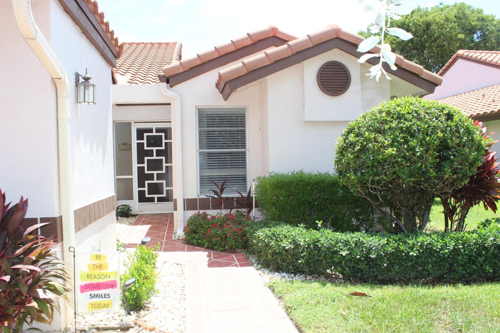 Photo of 6427 Mill Pointe Circle, Delray Beach, FL 33484 (MLS # R11019205)