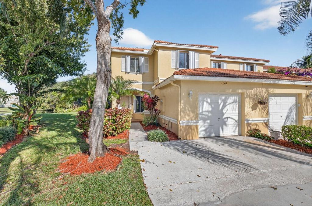 Photo of 1728 Arezzo Circle, Boynton Beach, FL 33436 (MLS # R11145621)