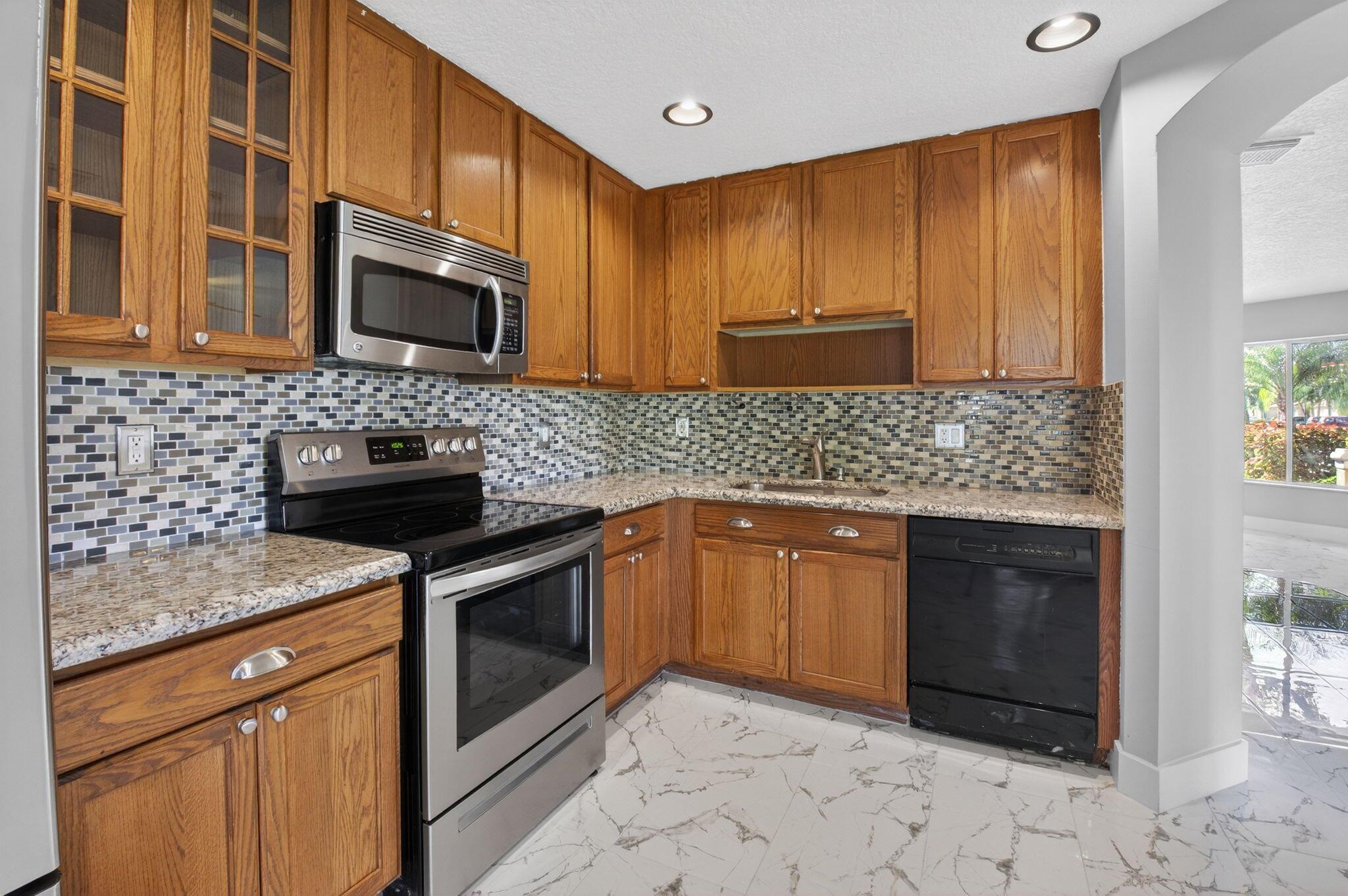 MELEAR /SAN SAVINO - Residential Lease