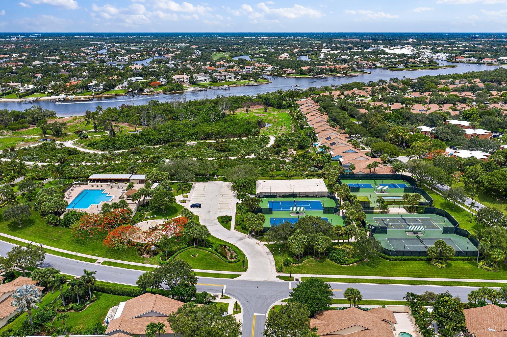 RIVER - Residential Lease