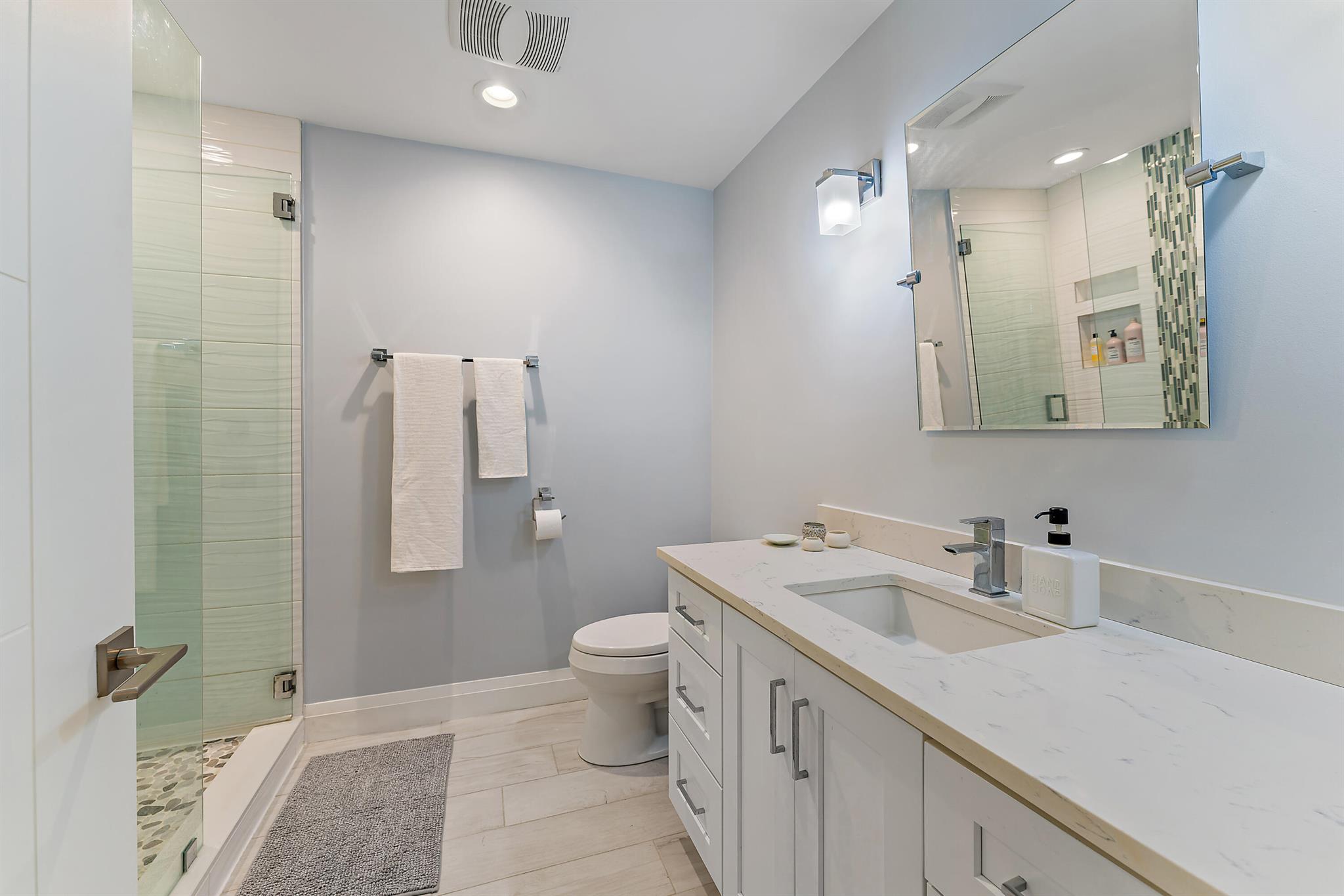 RIVER - Residential Lease