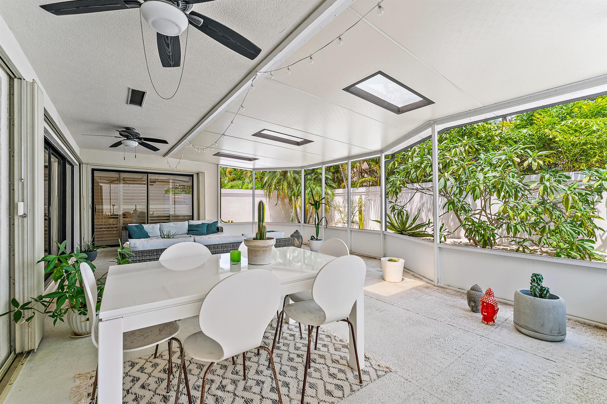 RIVER - Residential Lease