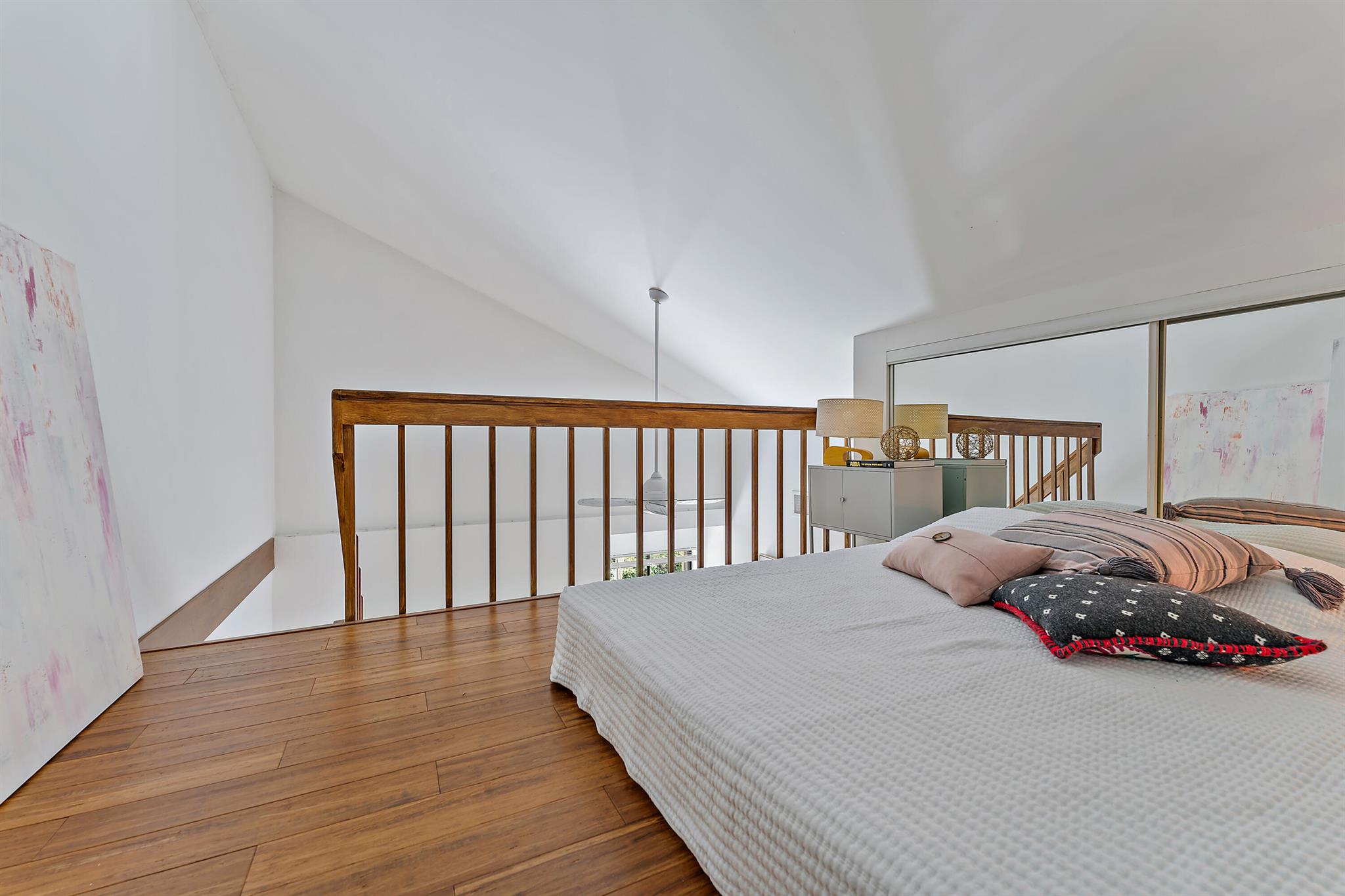 RIVER - Residential Lease