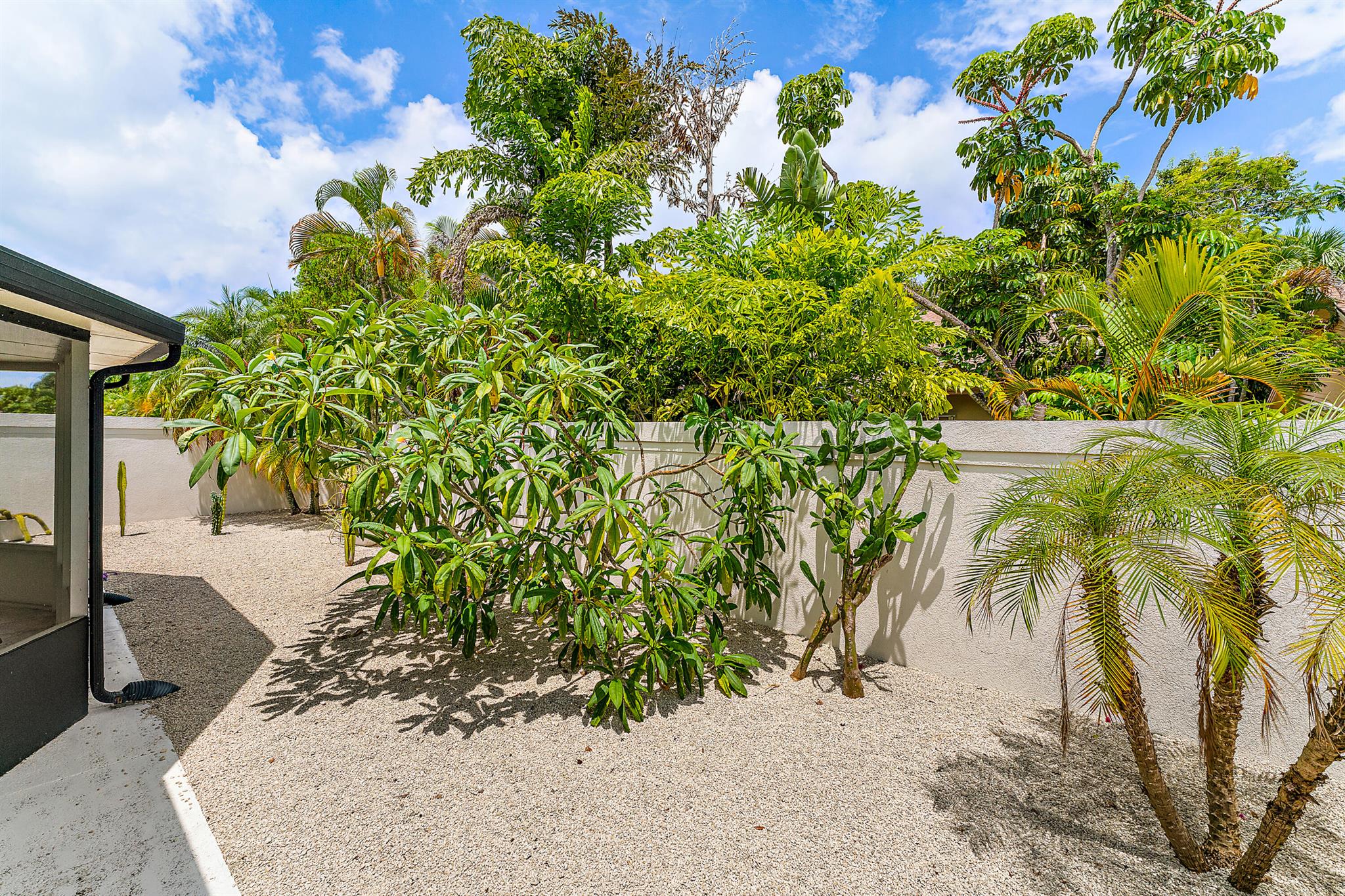 RIVER - Residential Lease