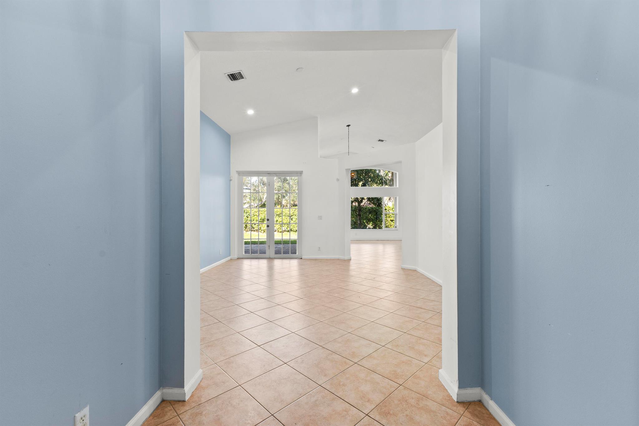 Encantada - Residential