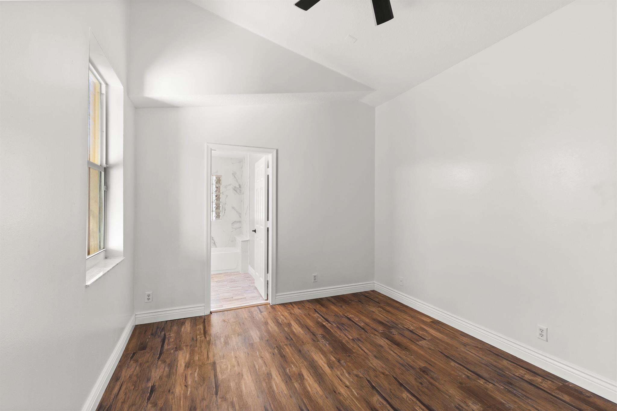 Encantada - Residential