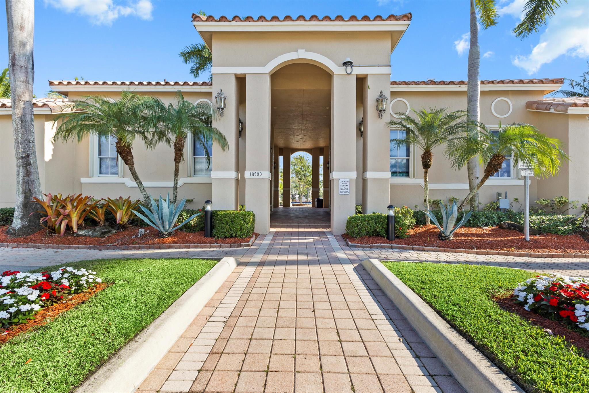 Encantada - Residential