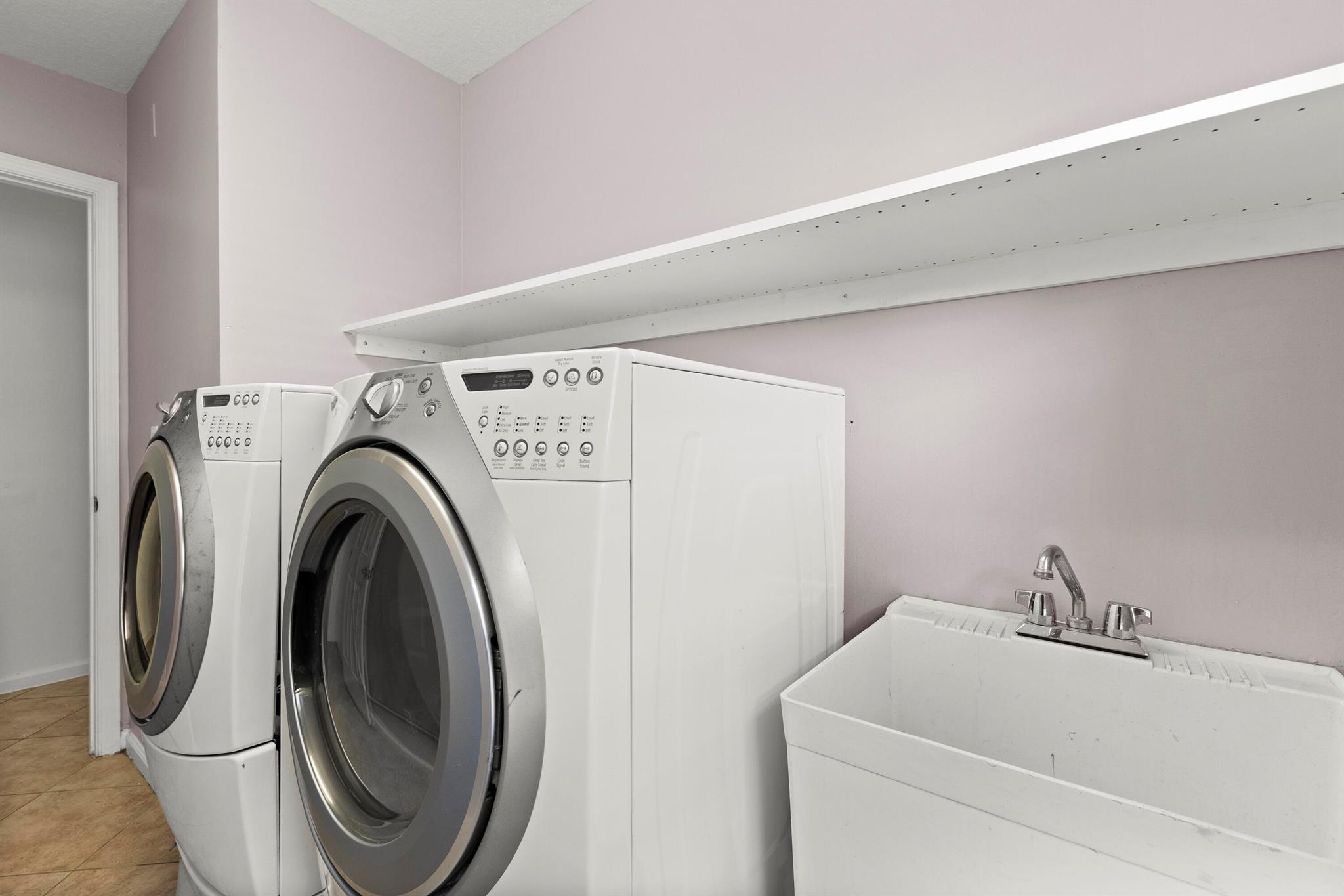 Encantada - Residential