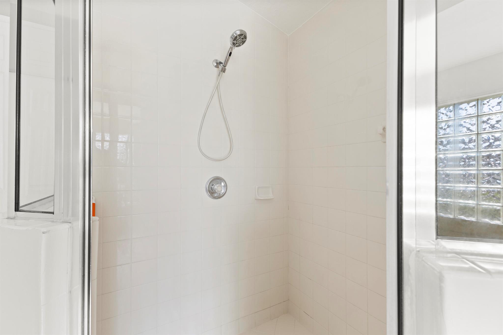 Encantada - Residential