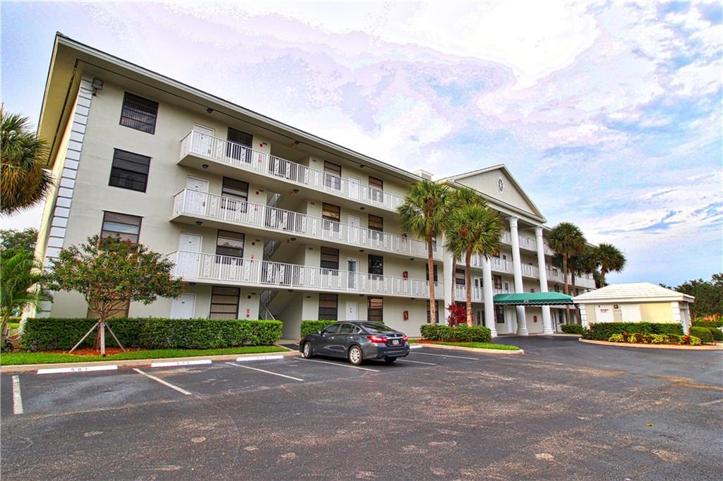 WHITEHALL OF PINE RIDGE - Residential