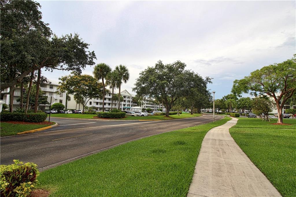 WHITEHALL OF PINE RIDGE - Residential