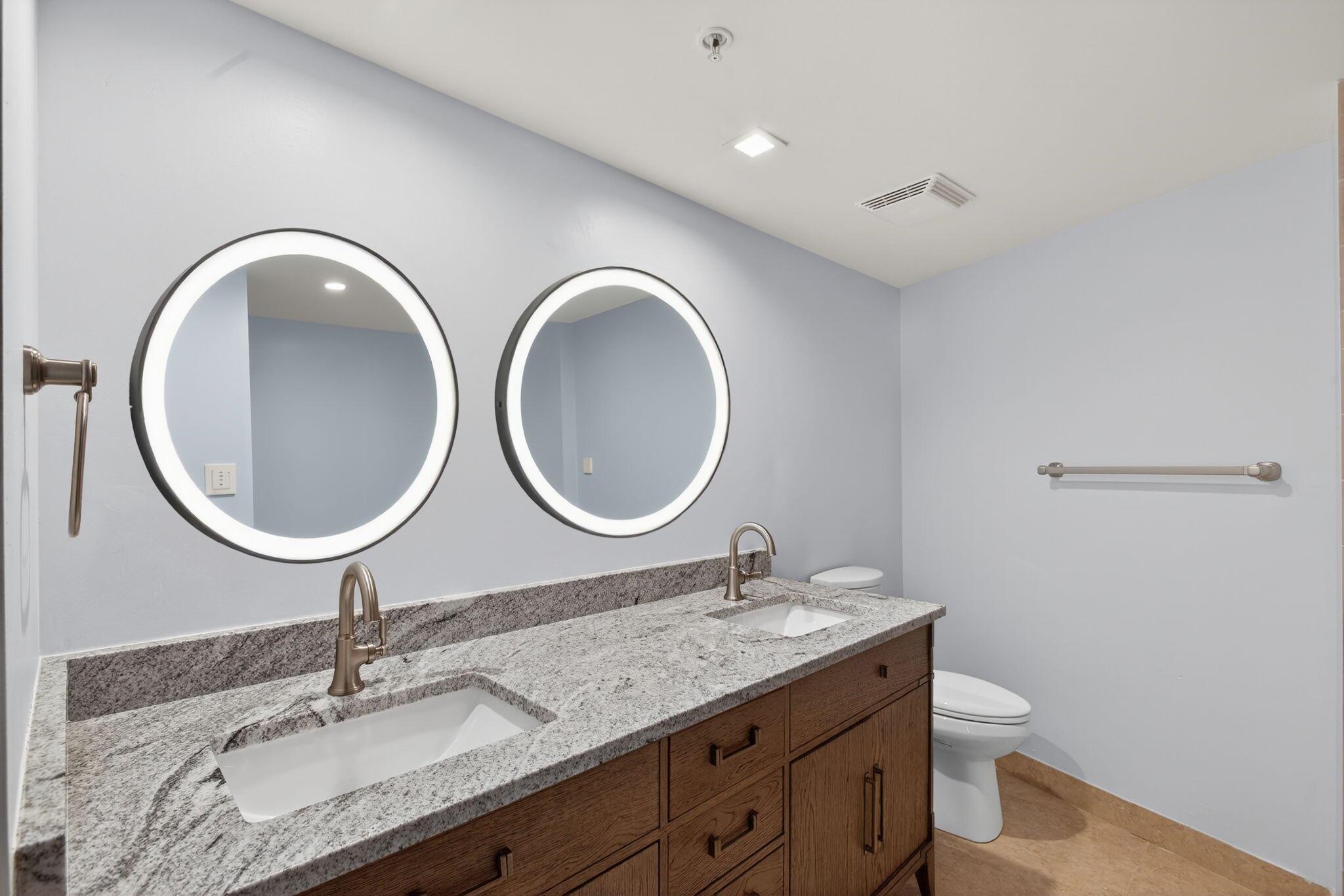 TIARA CONDO - Residential