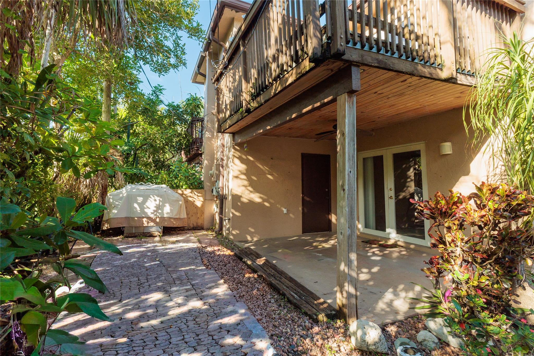 Van Buren Club - Residential