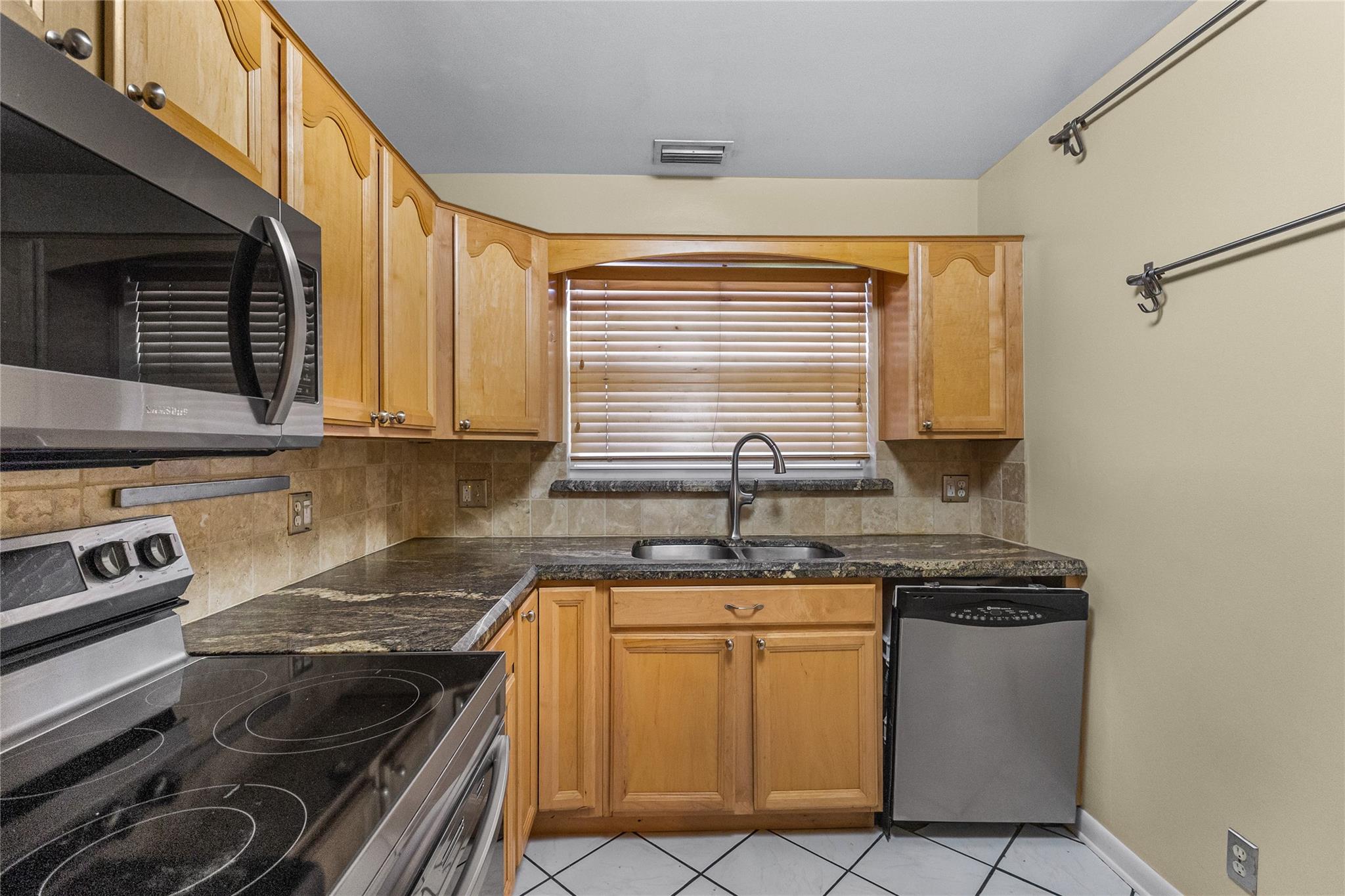 Van Buren Club - Residential