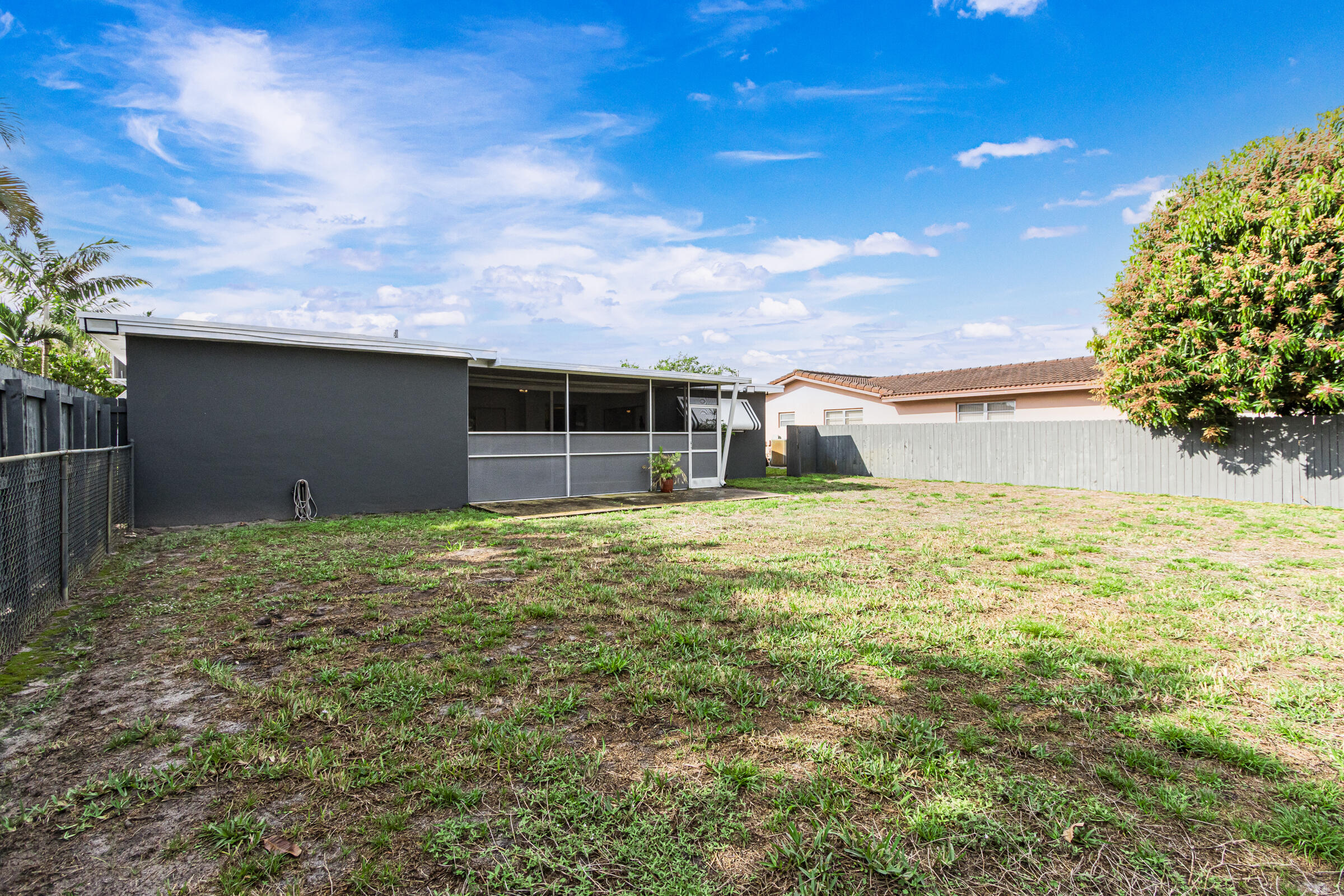 HOLLYWOOD HILLS AMEN PLAT - Residential