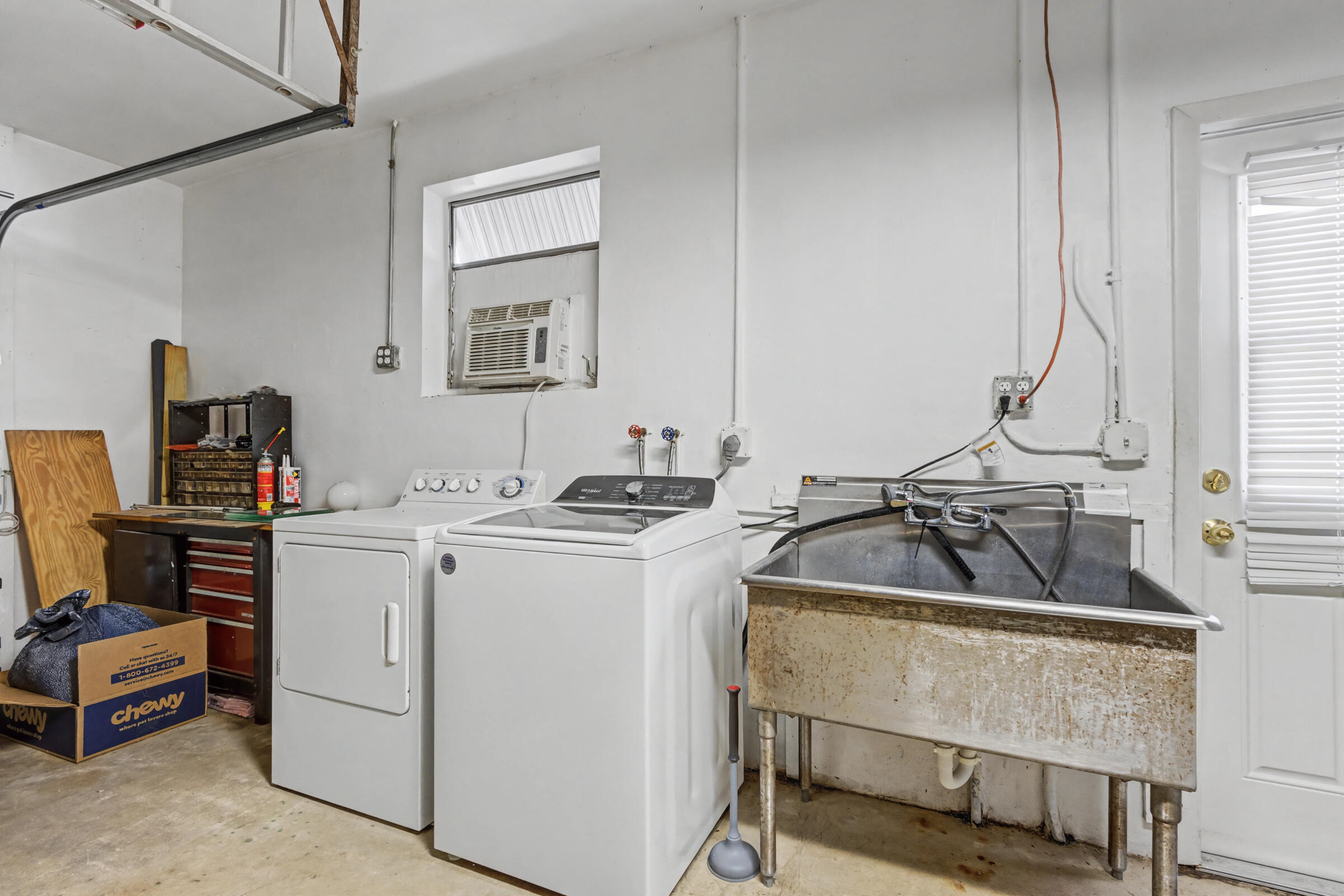 HOLLYWOOD HILLS AMEN PLAT - Residential