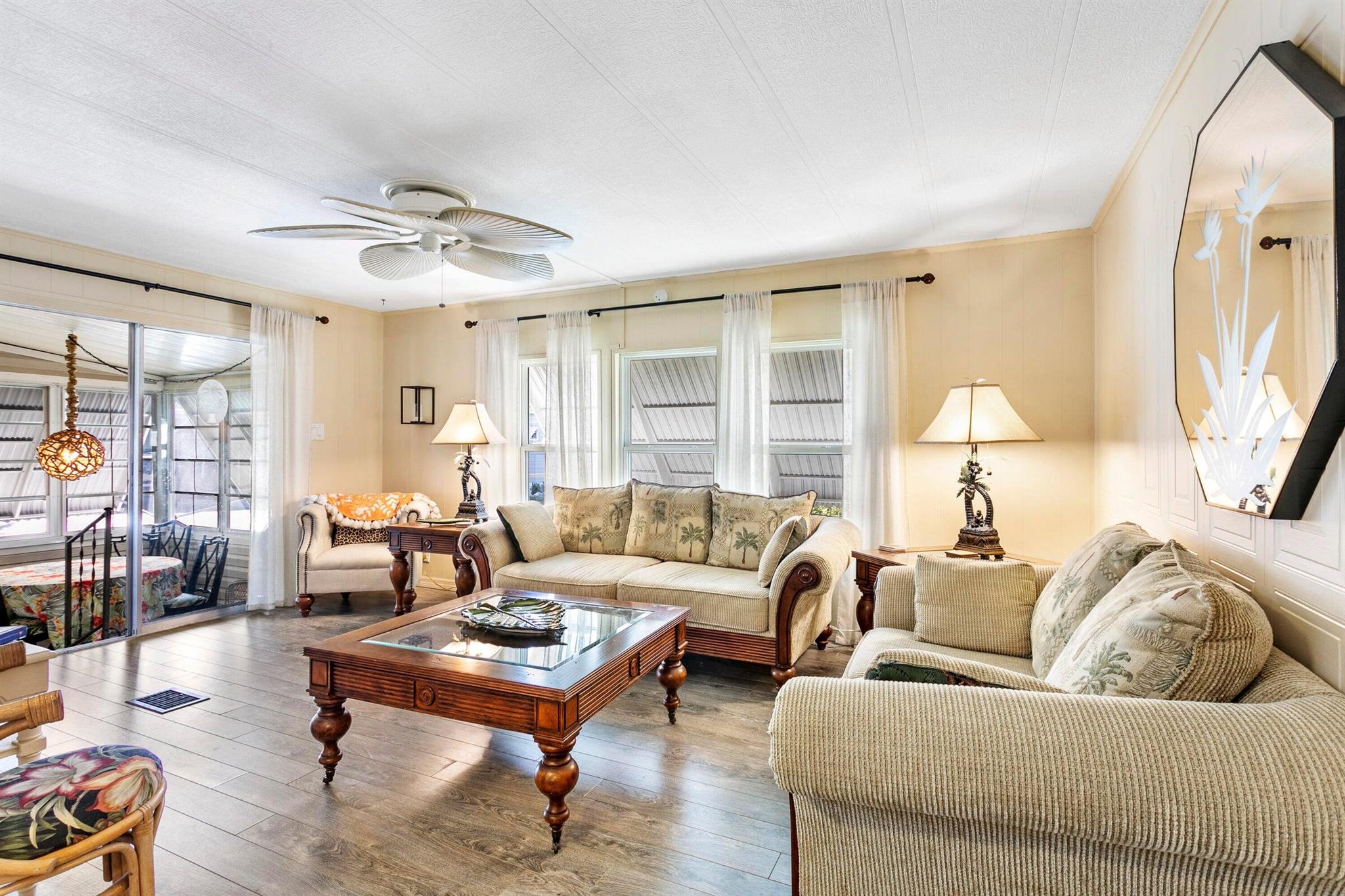 JAMAICA BAY MOBILE HOME C - Residential