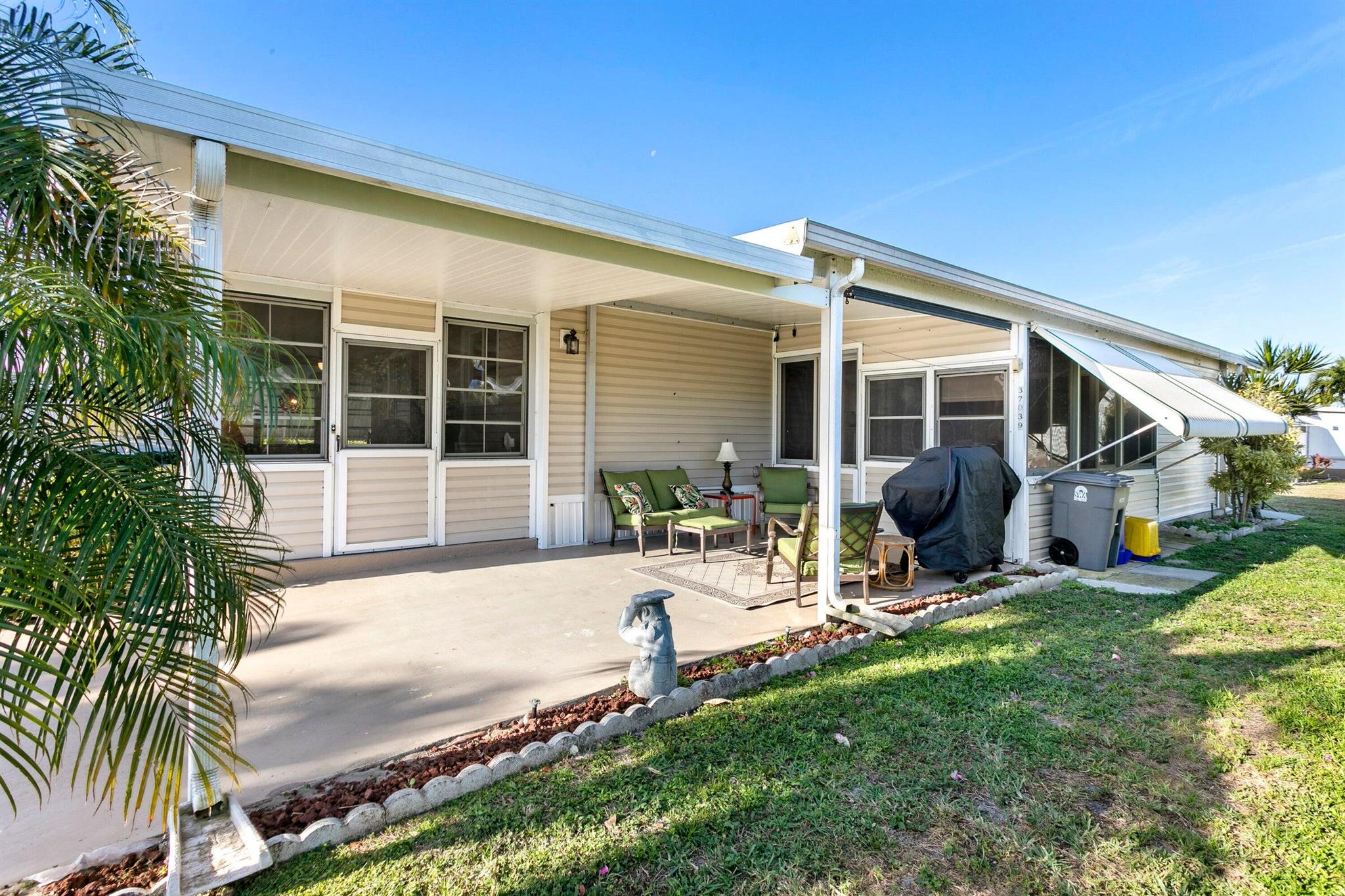 JAMAICA BAY MOBILE HOME C - Residential