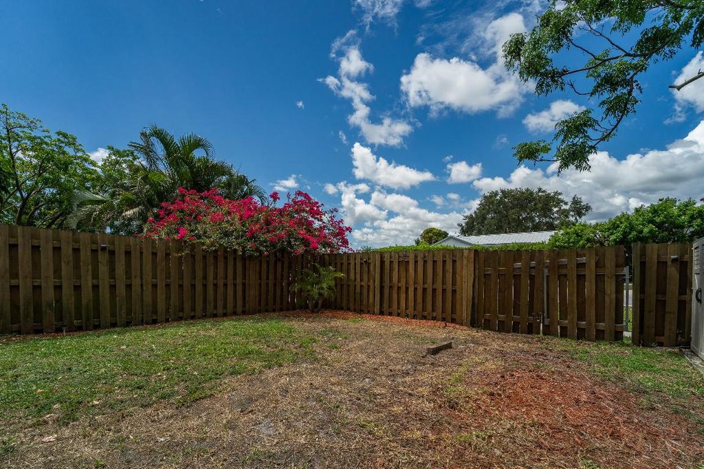 Photo of 294 Palmetto Court, Jupiter, FL 33458 (MLS # R10993431)