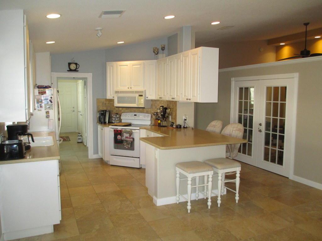 TRADITION PLAT NO 16 - Residential Lease