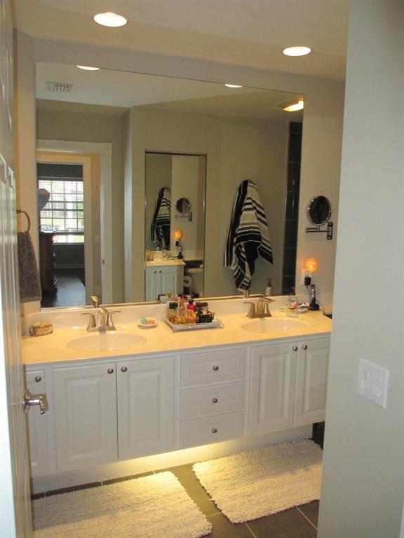 TRADITION PLAT NO 16 - Residential Lease