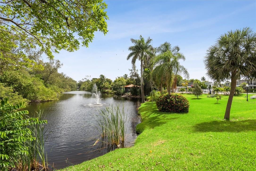 Cliff Lake Villas - Residential