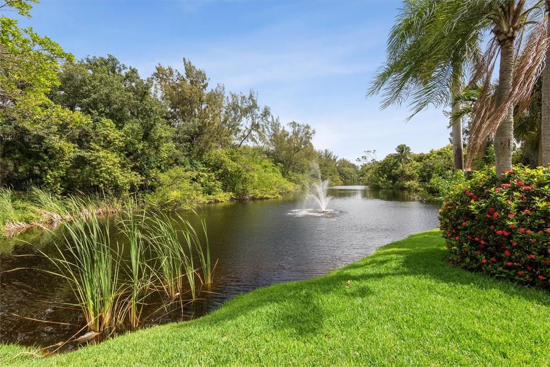 Cliff Lake Villas - Residential