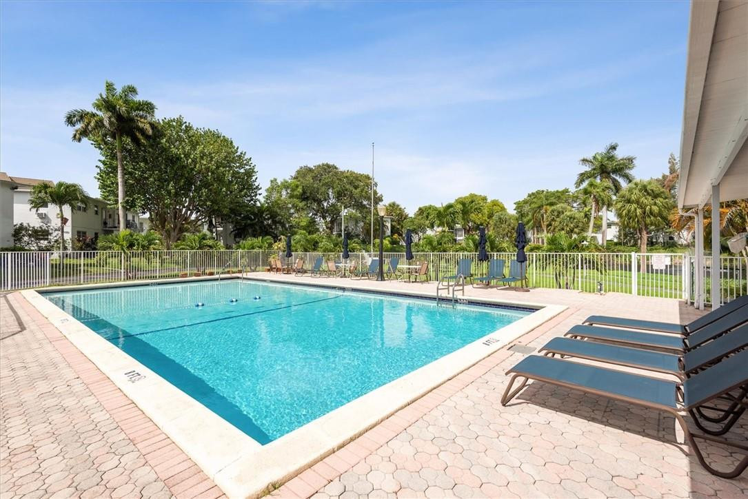 Cliff Lake Villas - Residential