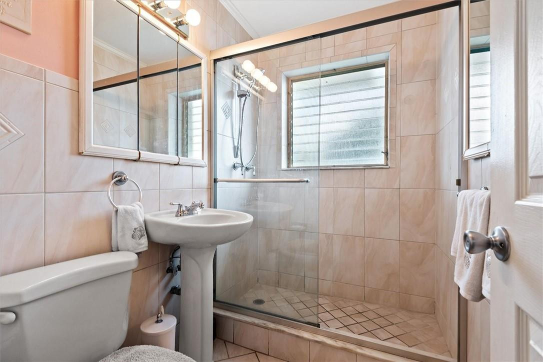 Cliff Lake Villas - Residential