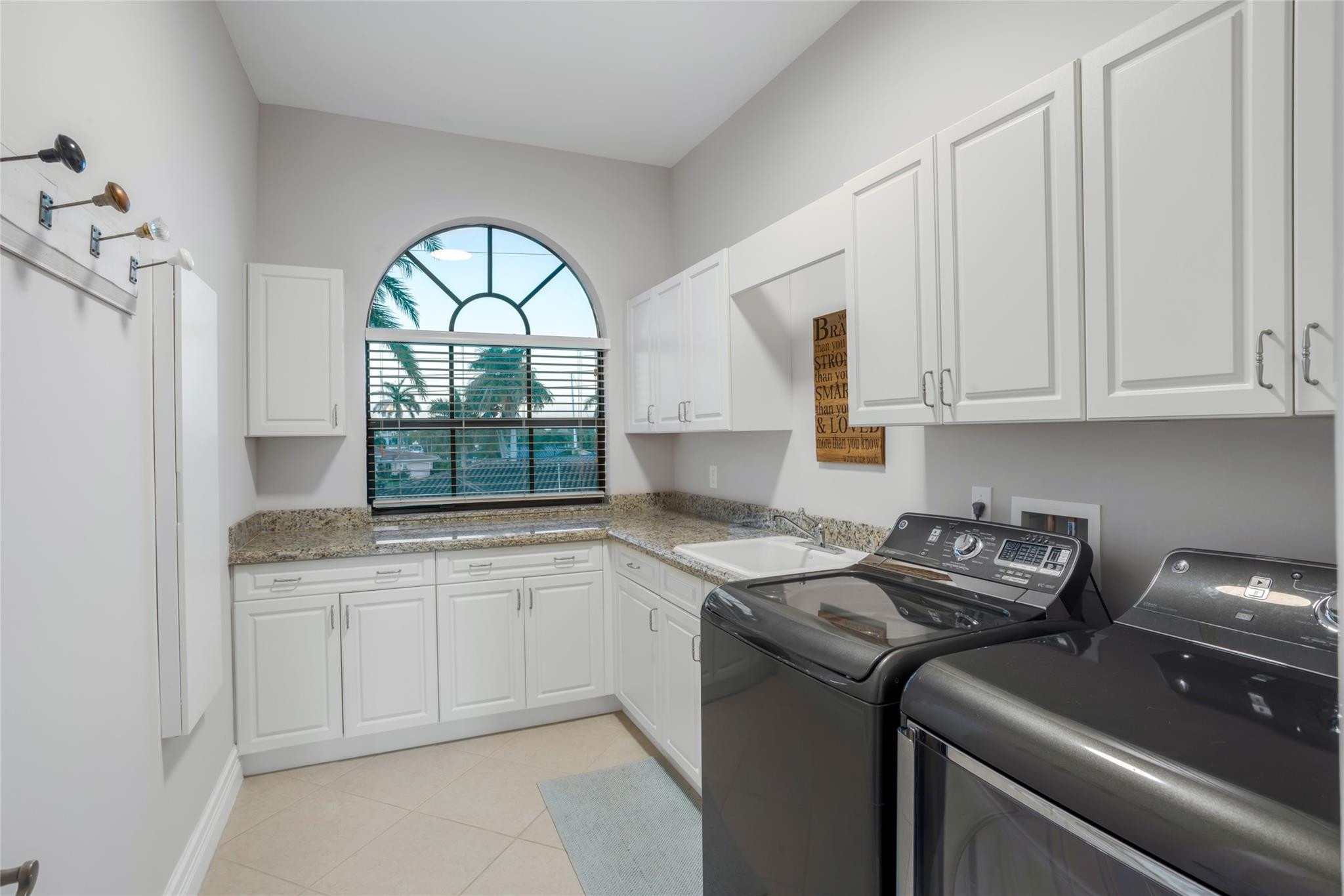 Venetian Isles 3rd Sec 47 - Residential