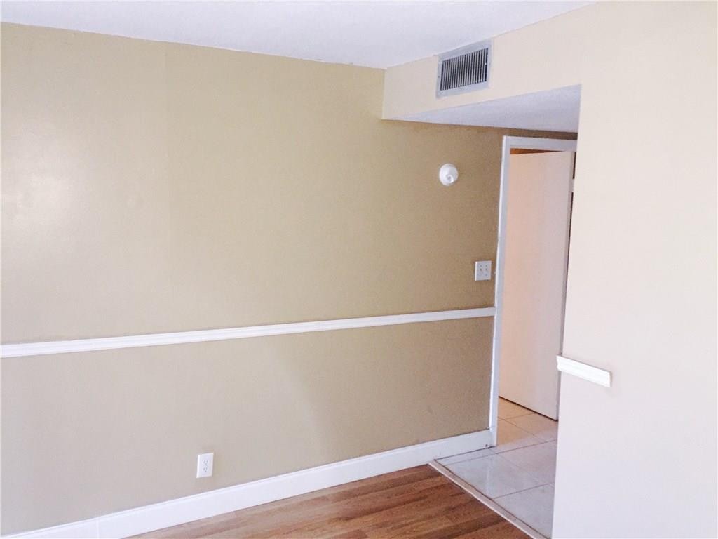 town square condo - Residential