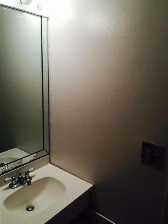 town square condo - Residential