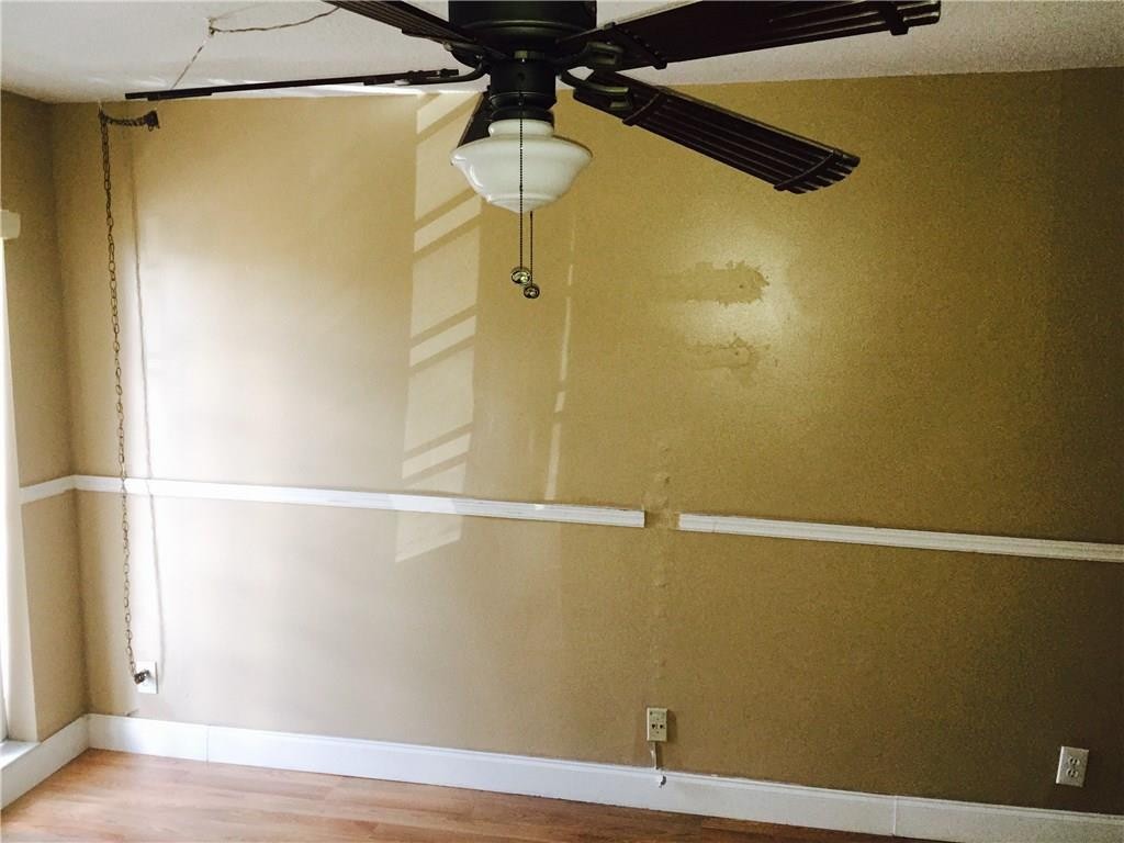 town square condo - Residential