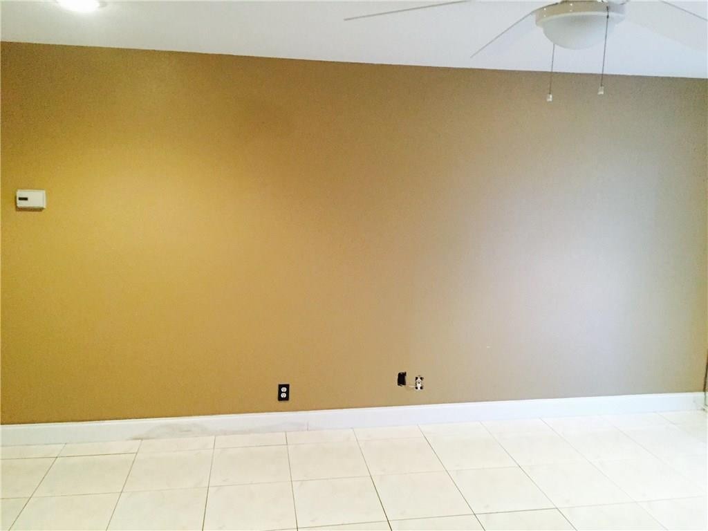 town square condo - Residential