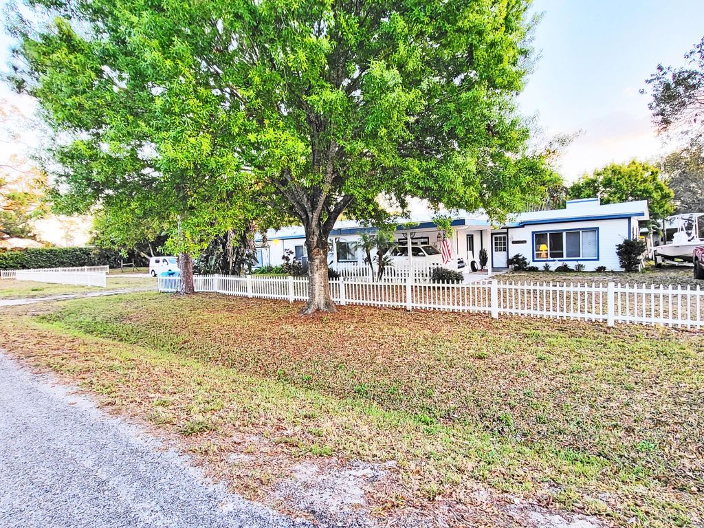Photo of 203 Melton Drive, Fort Pierce, FL 34982 (MLS # R11161646)