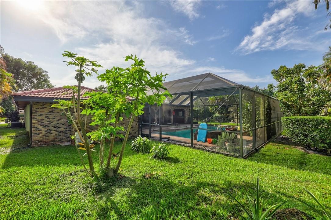 Oak Wood 80-39 B - Residential