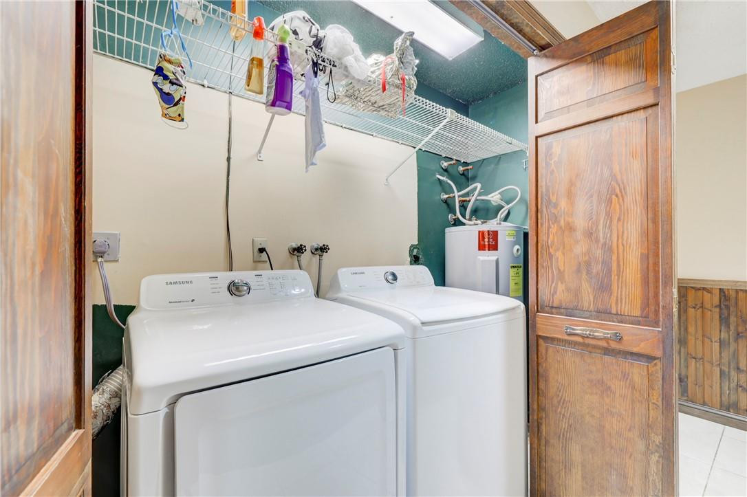 Oak Wood 80-39 B - Residential