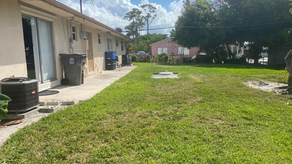 Photo of 1367 Sunset Road, Palm Springs, FL 33406 (MLS # R10987724)