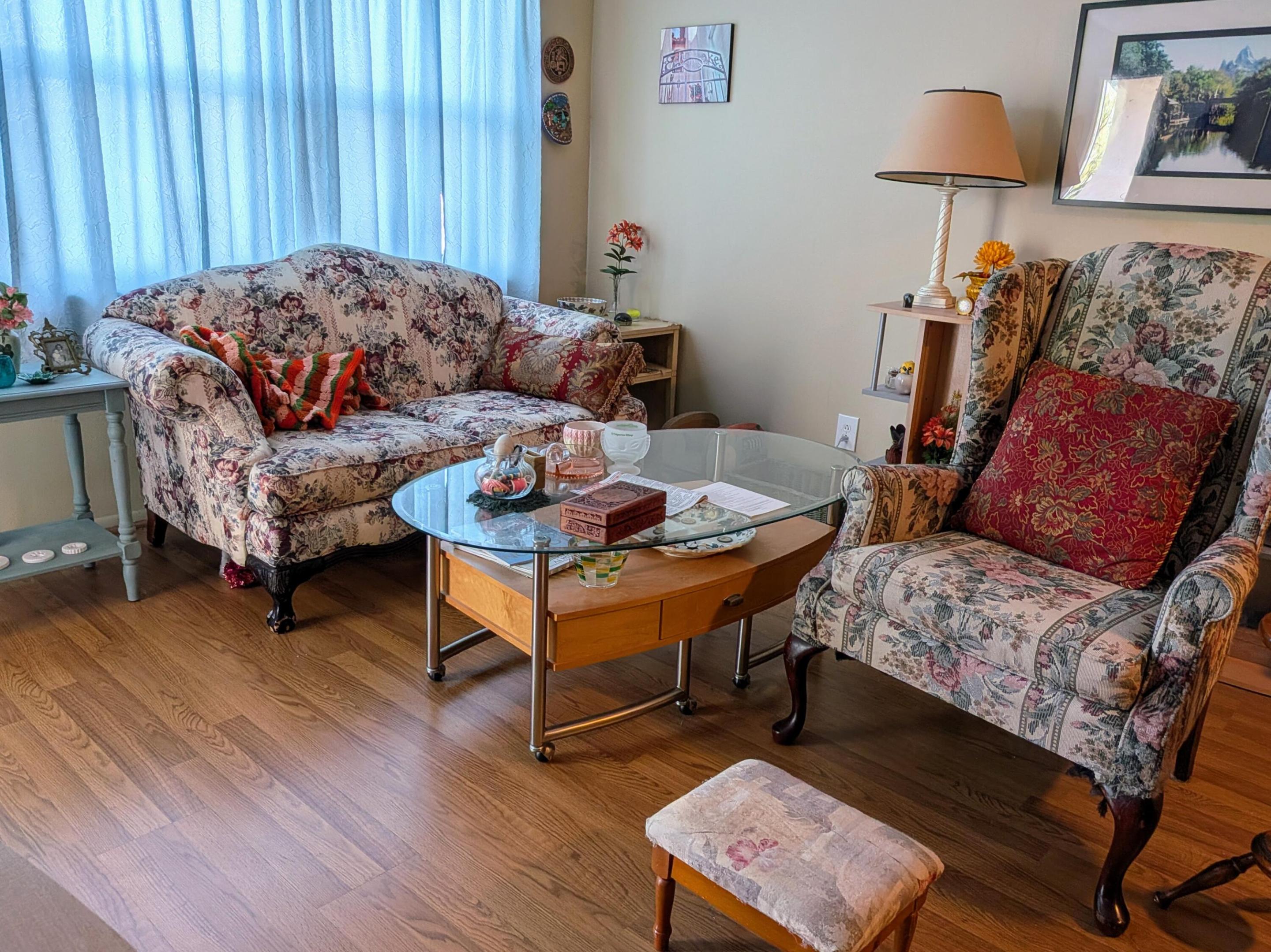 WINCAST ARMS NORTH CONDO - Residential