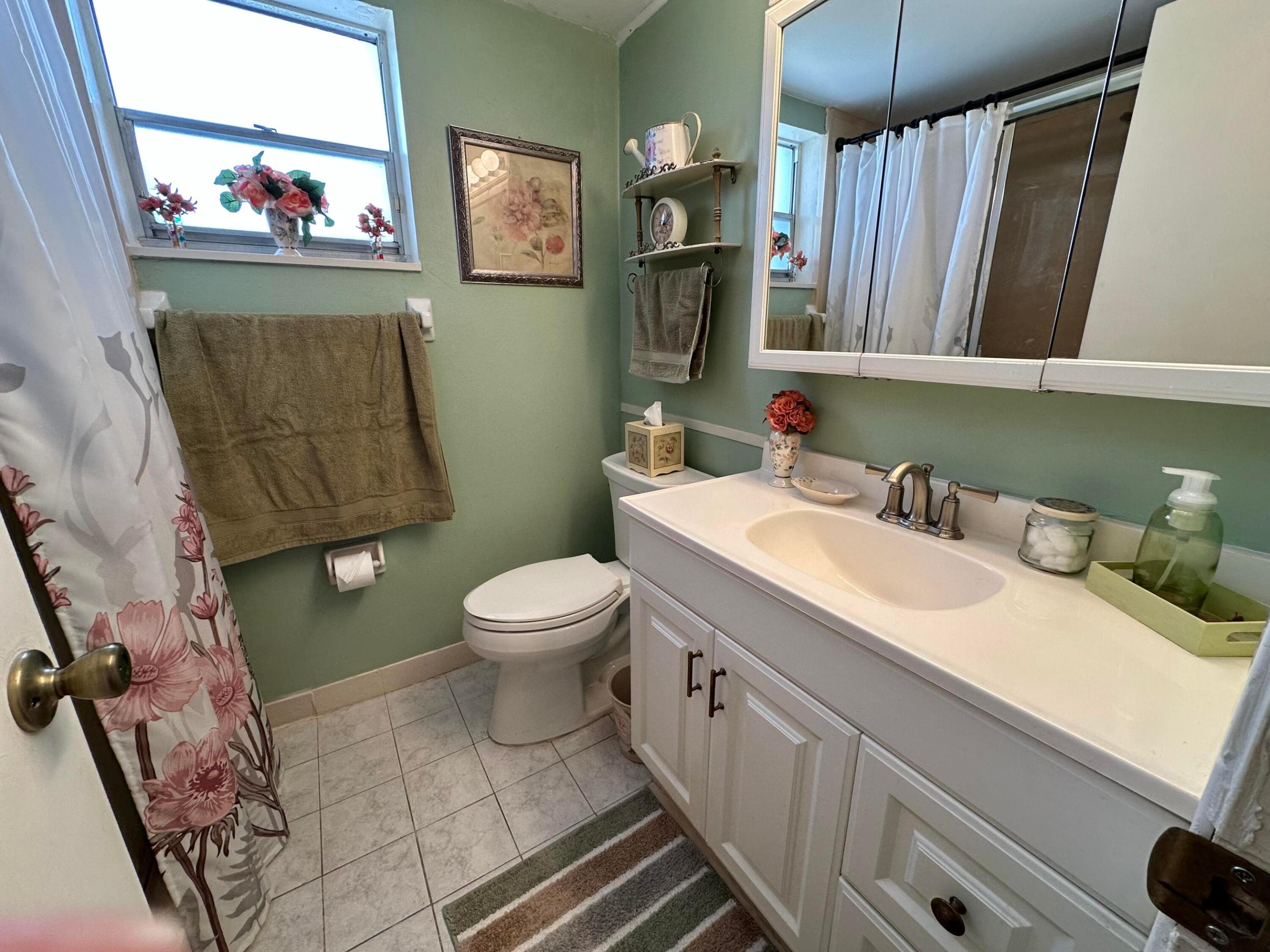 WINCAST ARMS NORTH CONDO - Residential